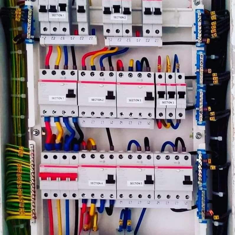 swtich board with multiple breakers